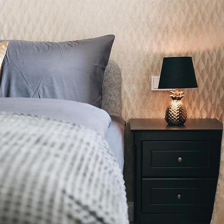 Tip! Modernes 90 Qm City-Apartment Mit Stil & Komfort In Toplage Dresda Exterior foto